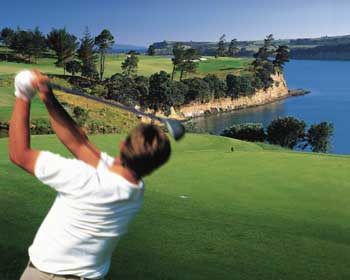 Auckland Airport Hire Car Activities - Golf at Gulf Harbour