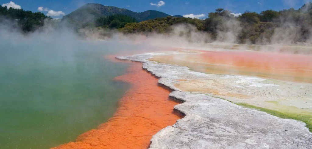 Champagne Pool