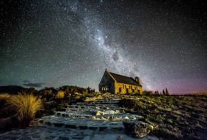 The Church of the Good Shepherd in Lake Tekapo, and the rewards of the Dark Sky Reserve above.