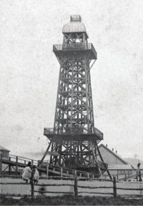 Eiffel Junior: Otis Elevator's elaborate 40m promotional vehicle. Part of the switchback railway passes in front of the tower.