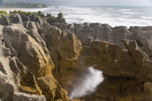 pancake-rocks-at-punakaiki