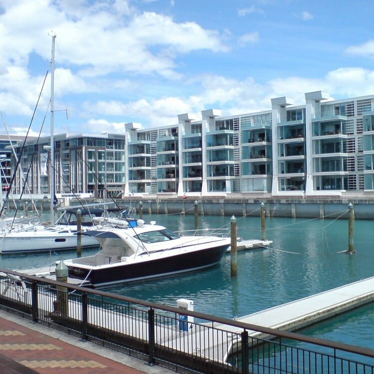 Viaduct_Basin_Auckland_01